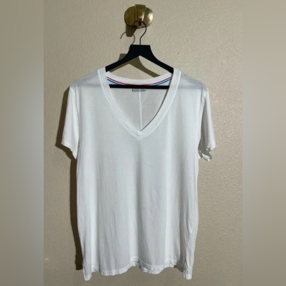 AYR Vito White V-Neck T-Shirt in White Size Small EUC